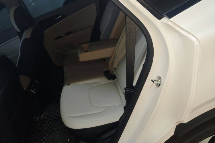 Used Kia Sportage (Chinese Domestic Model) 2025 1.5T Two-Wheel Drive Prestige Edition Left Rear Seat