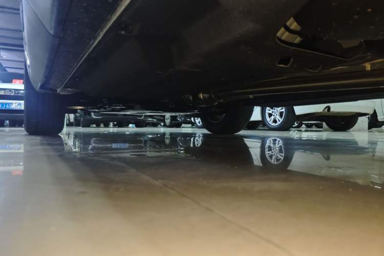 Used Kia Sportage (Chinese Domestic Model) 2025 1.5T Two-Wheel Drive Prestige Edition Left Side Sill