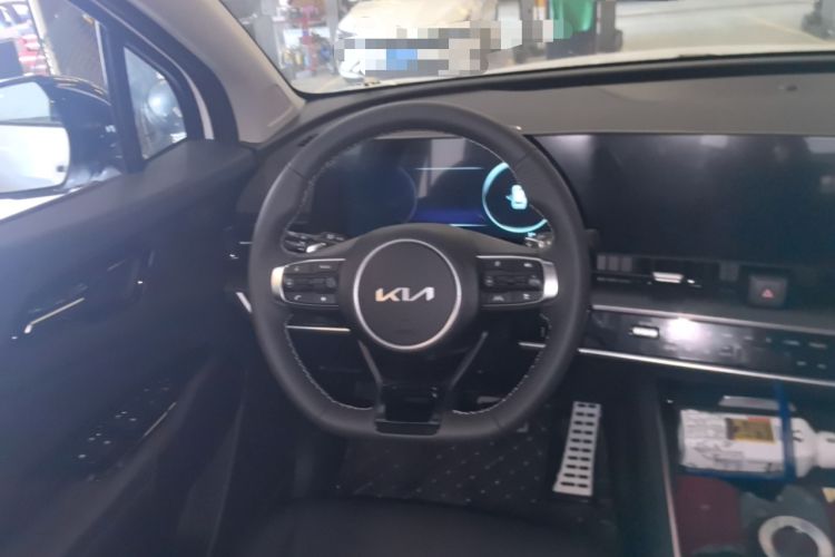Used Kia Sportage (Chinese Domestic Model) 2025 2.0T Two-Wheel-Drive Prestige Edition Steering Wheel