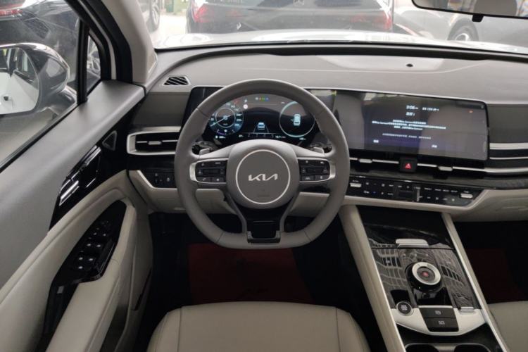 Used Kia Sportage (Chinese Domestic Model) 2025 1.5T Two-Wheel Drive Prestige Edition Steering Wheel