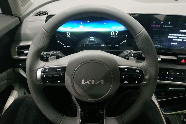 Used Kia Sportage (Chinese Domestic Model) 2025 1.5T Two-Wheel Drive Prestige Smart Enjoyment Version Steering Wheel