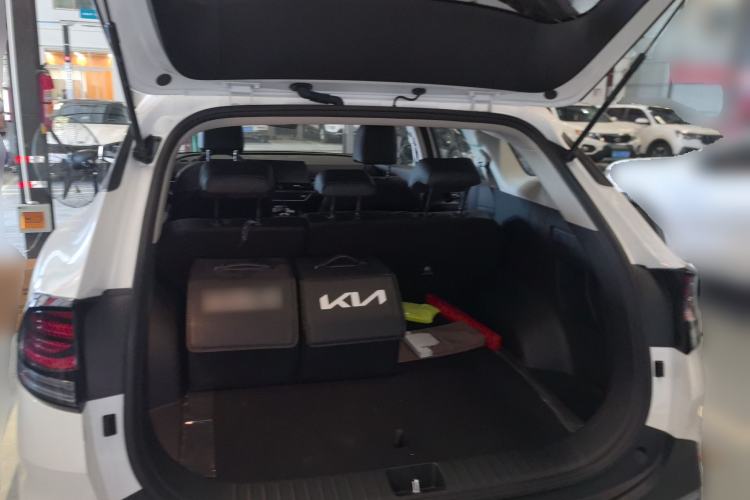 Used Kia Sportage (Chinese Domestic Model) 2025 2.0T Two-Wheel-Drive Prestige Edition Trunk
