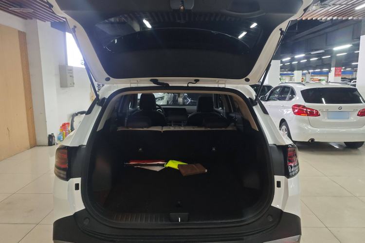 Used Kia Sportage (Chinese Domestic Model) 2025 1.5T Two-Wheel Drive Prestige Edition Trunk