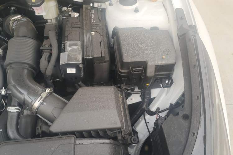 Used Kia Sportage (Chinese Domestic Model) 2026 Model 1.5T Two-Wheel Drive Prestige Edition Engine Bay Left