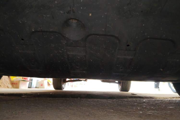 Used Kia Sportage R 2011 2.0L Automatic Two-Wheel Drive GLS Chassis Front