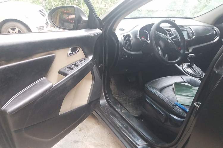 Used Kia Sportage R 2011 2.0L Automatic Two-Wheel Drive GL Driver Seat