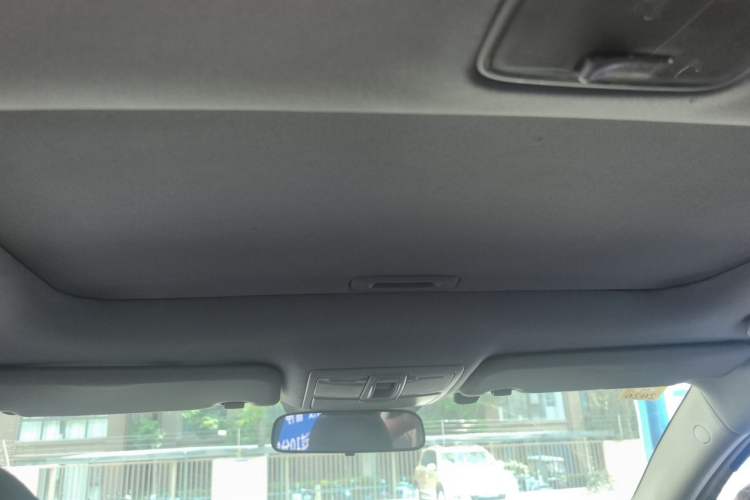 Used Kia Sportage R 2011 2.0L Automatic Two-Wheel Drive GL Headliner