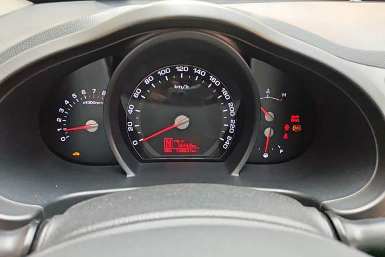 Used Kia Sportage R 2011 2.0L Automatic Two-Wheel Drive GL Instrument Cluster