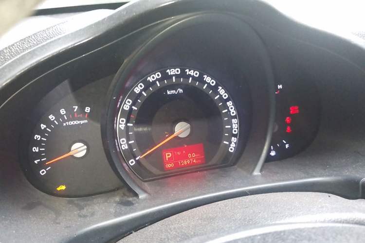 Used Kia Sportage R 2011 2.0L Automatic Two-Wheel Drive GL Instrument Cluster