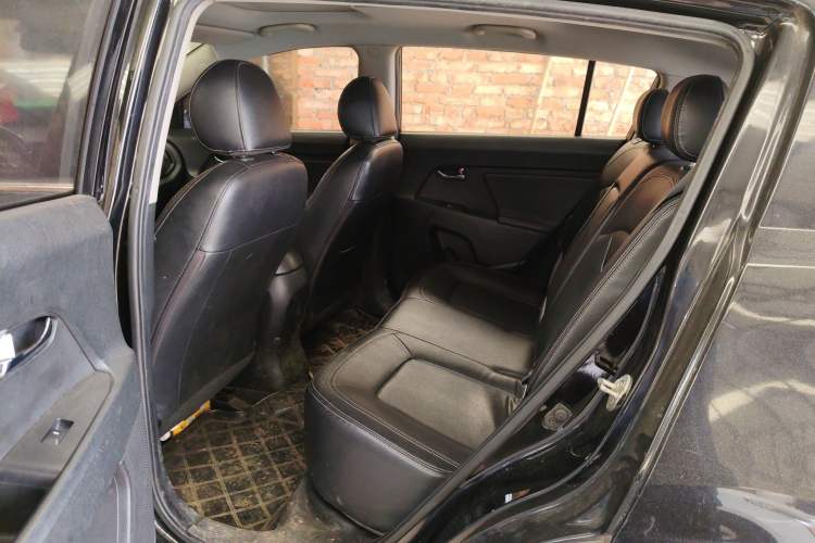 Used Kia Sportage R 2011 2.0L Automatic Two-Wheel Drive GLS Left Rear Seat