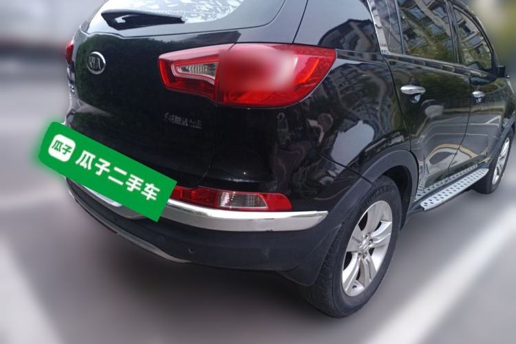 Used Kia Sportage R 2011 2.0L Manual Two-Wheel-Drive GLS Rear