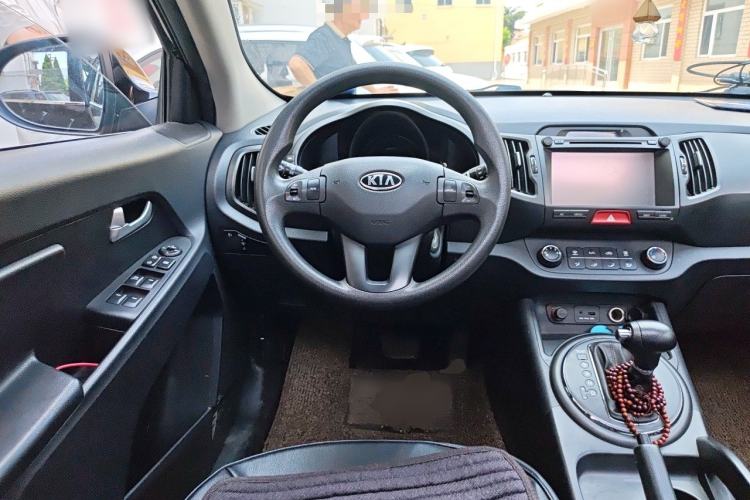 Used Kia Sportage R 2011 2.0L Automatic Two-Wheel Drive GL Steering Wheel