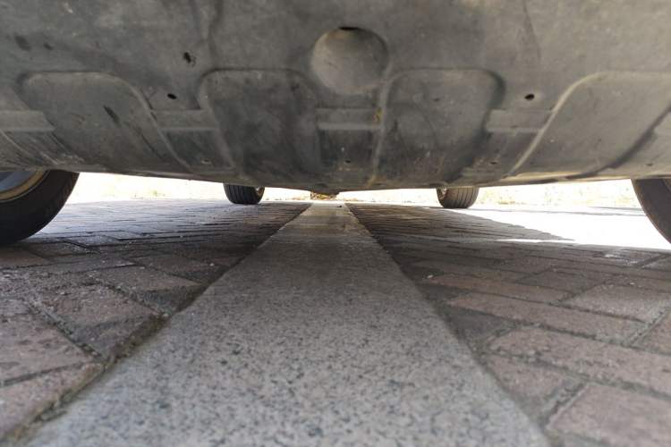 Used Kia Sportage R 2011 2.0L Automatic Two-Wheel Drive GLS Chassis Front