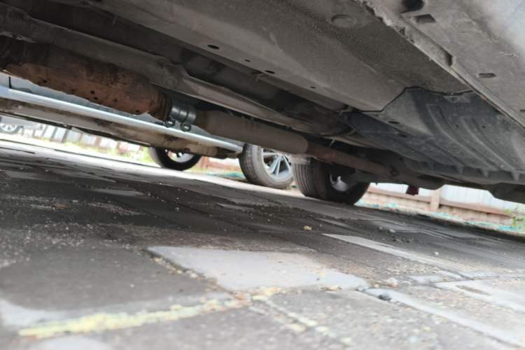 Used Kia Sportage R 2011 2.0L Automatic Two-Wheel Drive Premium Edition Chassis Front Left