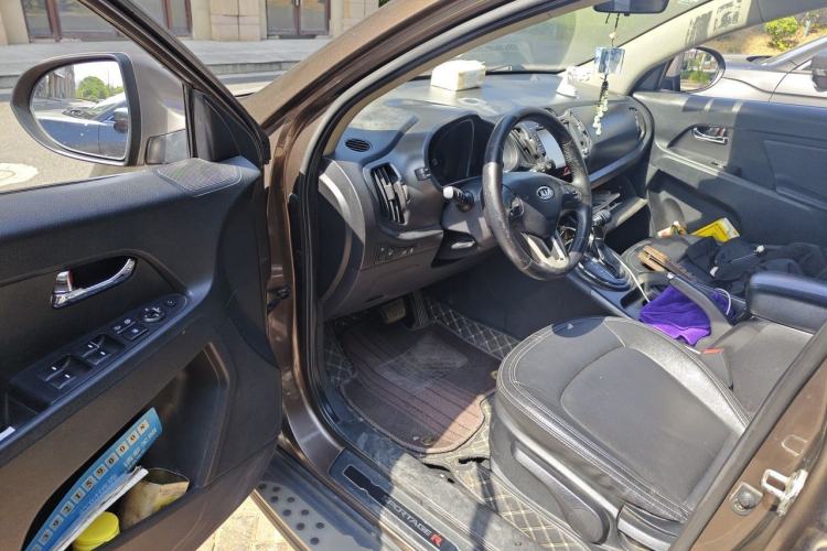 Used Kia Sportage R 2011 2.0L Automatic Two-Wheel Drive GLS Driver Seat