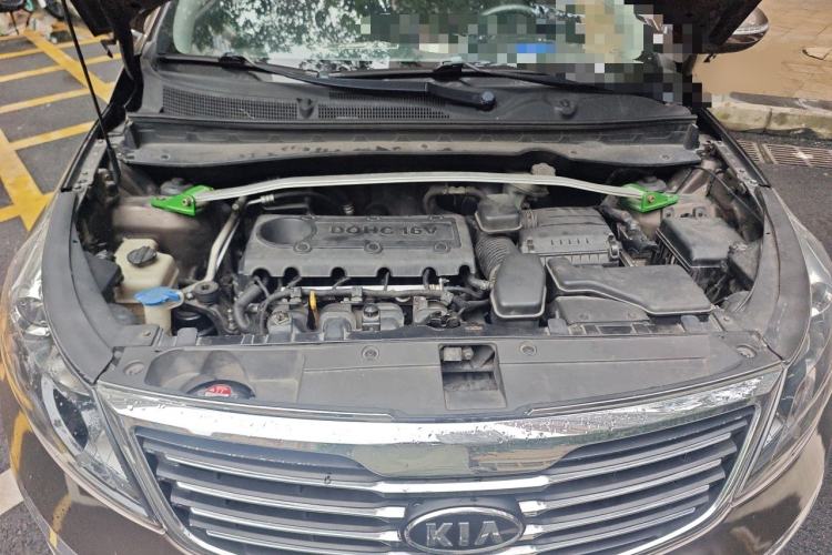 Used Kia Sportage R 2011 2.4L Automatic 4x4 Premium Edition Engine Bay
