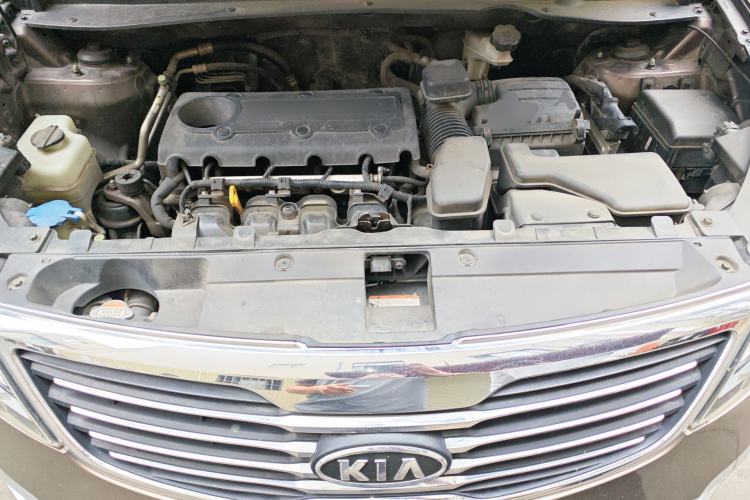 Used Kia Sportage R 2011 2.0L Automatic Two-Wheel Drive Premium Edition Engine Bay