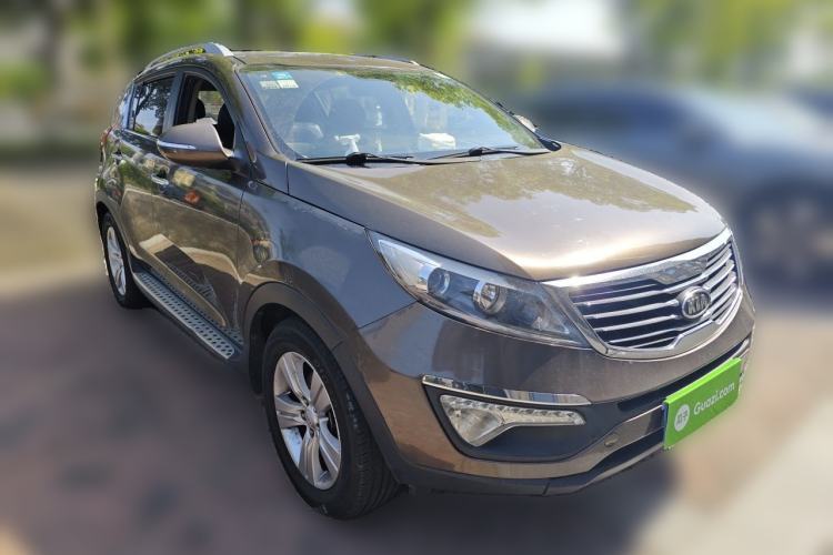 Used Kia Sportage R 2011 2.0L Automatic Two-Wheel Drive GLS Front Right 45 Deg