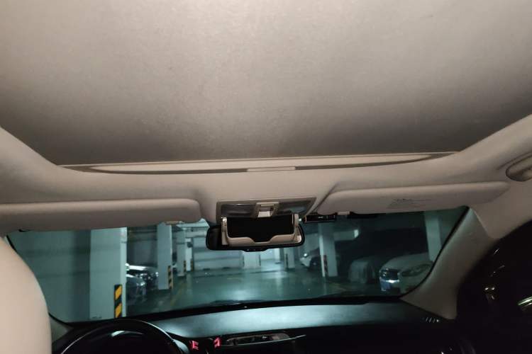 Used Kia Sportage R 2011 2.4L Automatic 4x4 Premium Edition Headliner
