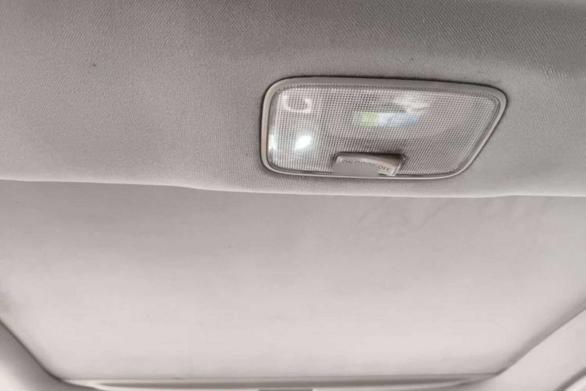 Used Kia Sportage R 2011 2.0L Automatic Two-Wheel Drive Premium Edition Headliner
