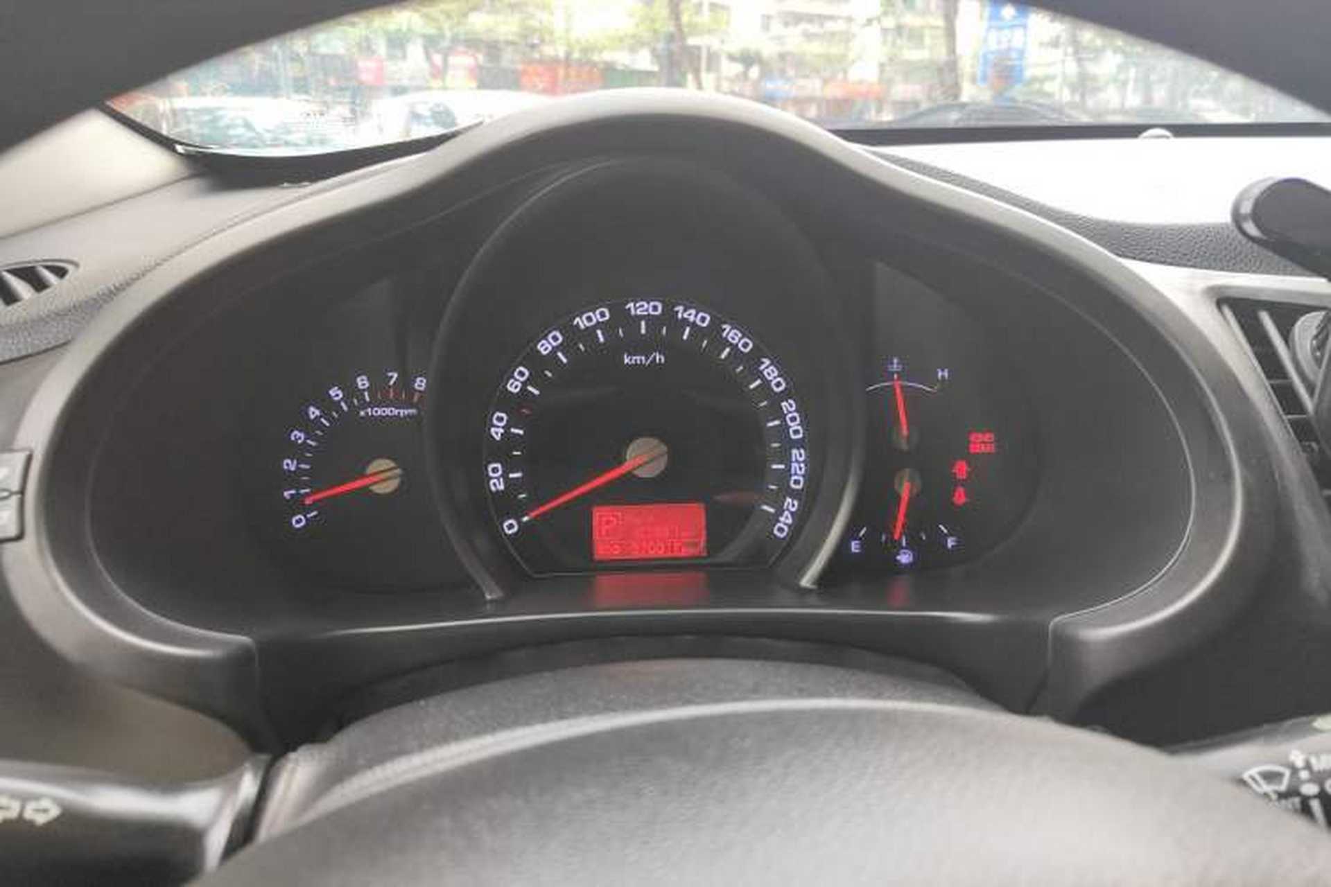 Used Kia Sportage R 2011 2.0L Automatic Two-Wheel Drive GL Instrument Cluster