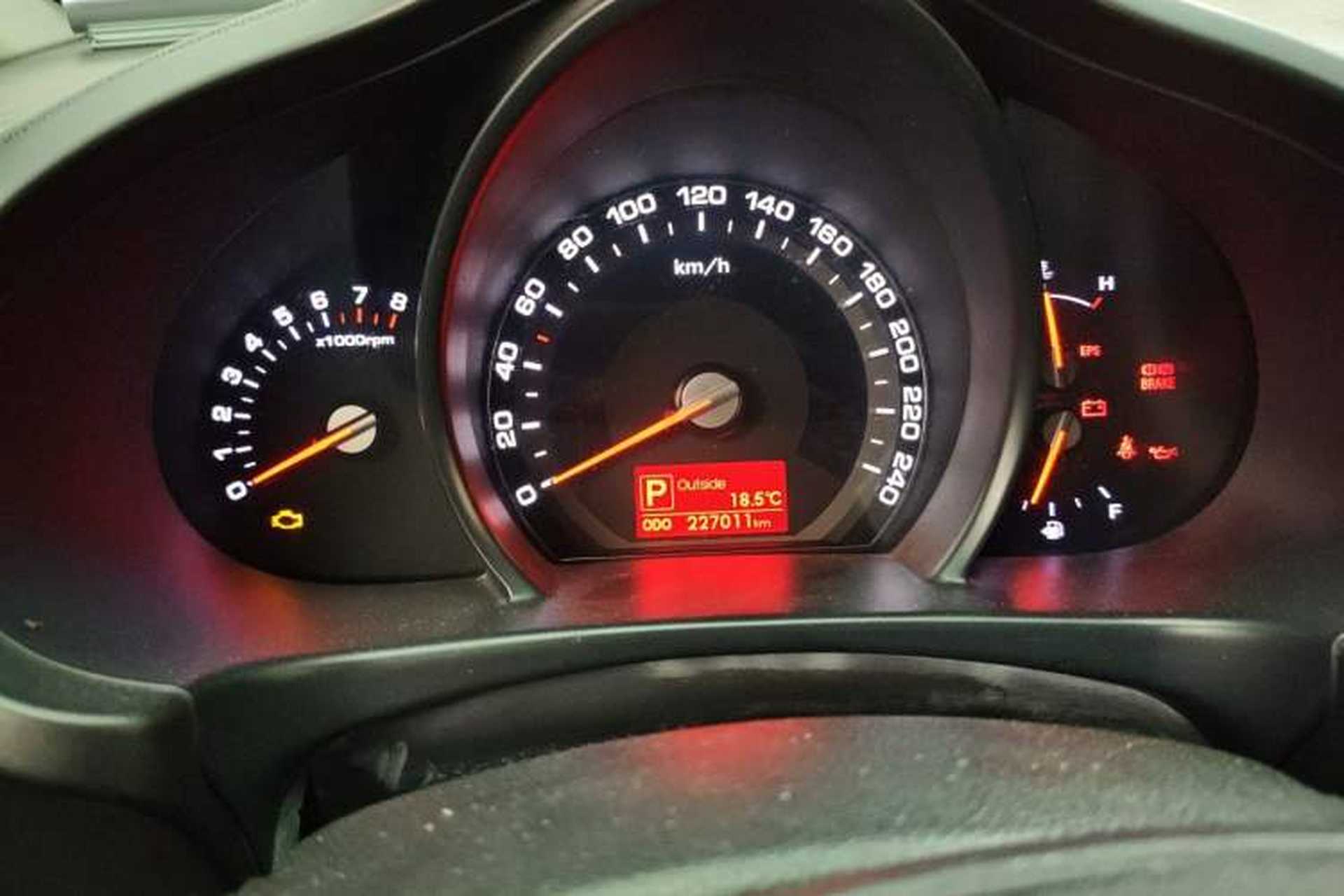 Used Kia Sportage R 2011 2.0L Automatic Two-Wheel Drive GL Instrument Cluster