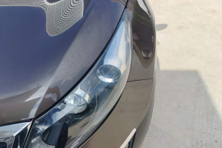 Used Kia Sportage R 2011 2.0L Automatic Two-Wheel Drive GLS Left Front Headlight