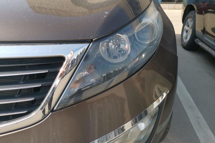 Used Kia Sportage R 2011 2.4L Automatic 4x4 GLS Left Front Headlight