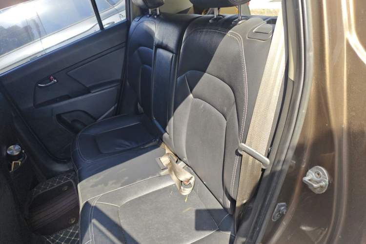 Used Kia Sportage R 2011 2.0L Automatic Two-Wheel Drive GLS Left Rear Seat