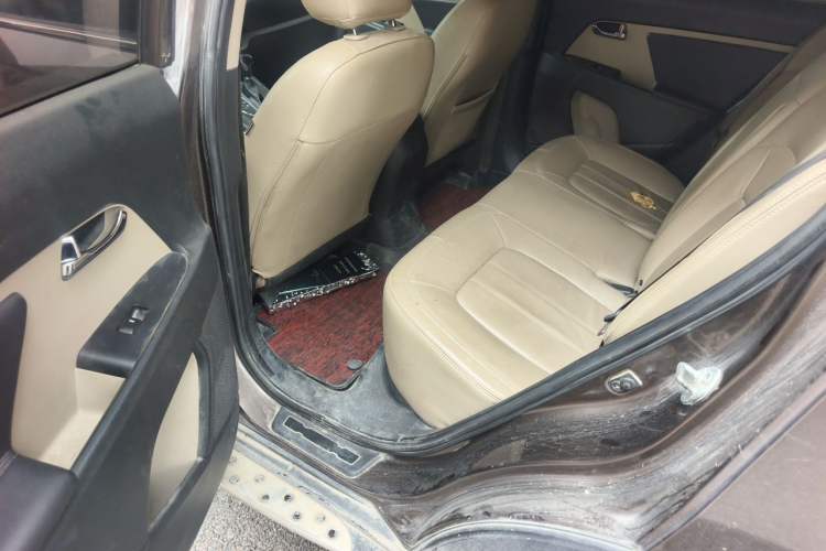 Used Kia Sportage R 2011 2.4L Automatic 4x4 Premium Edition Left Rear Seat