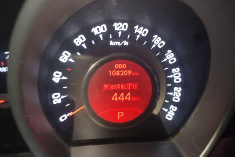 Used Kia Sportage R 2011 2.4L Automatic 4x4 Premium Edition Odometer Close Up