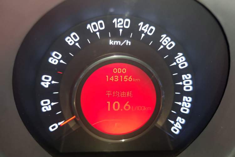 Used Kia Sportage R 2011 2.4L Automatic 4x4 Premium Edition Odometer Close Up