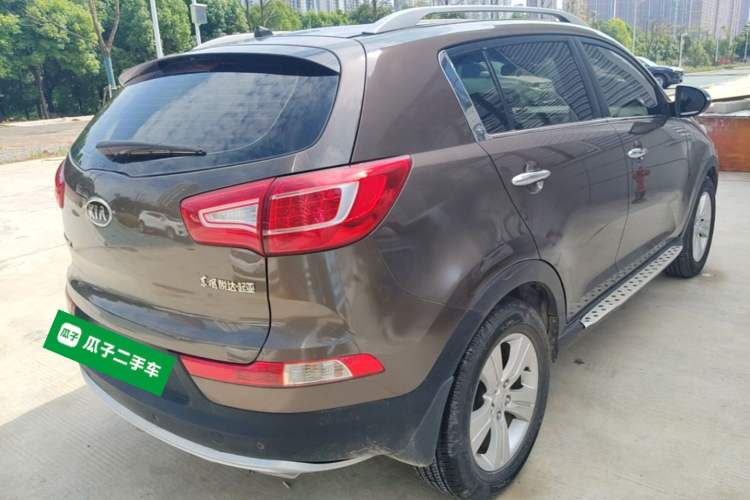 Used Kia Sportage R 2011 2.0L Automatic Two-Wheel Drive GLS Rear Right 45 Deg