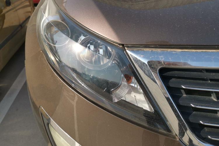 Used Kia Sportage R 2011 2.4L Automatic 4x4 GLS Right Front Headlight