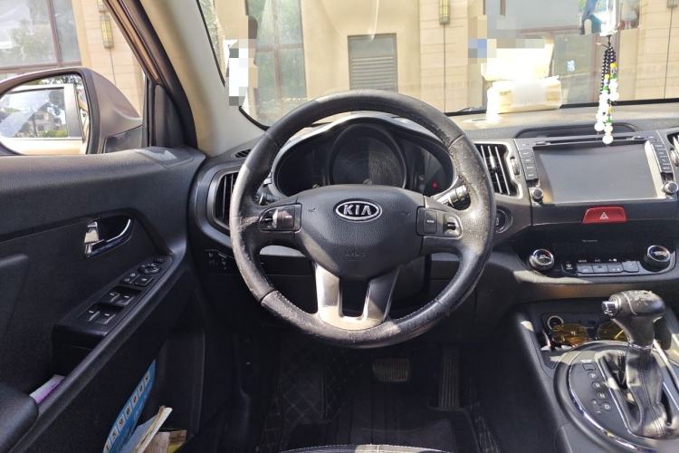 Used Kia Sportage R 2011 2.0L Automatic Two-Wheel Drive GLS Steering Wheel