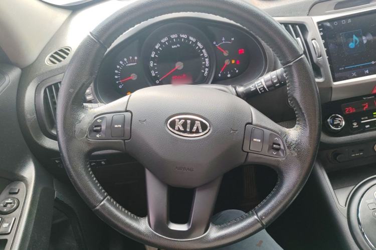 Used Kia Sportage R 2011 2.0L Automatic Two-Wheel Drive GLS Steering Wheel