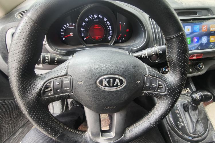 Used Kia Sportage R 2011 2.4L Automatic 4x4 Premium Edition Steering Wheel