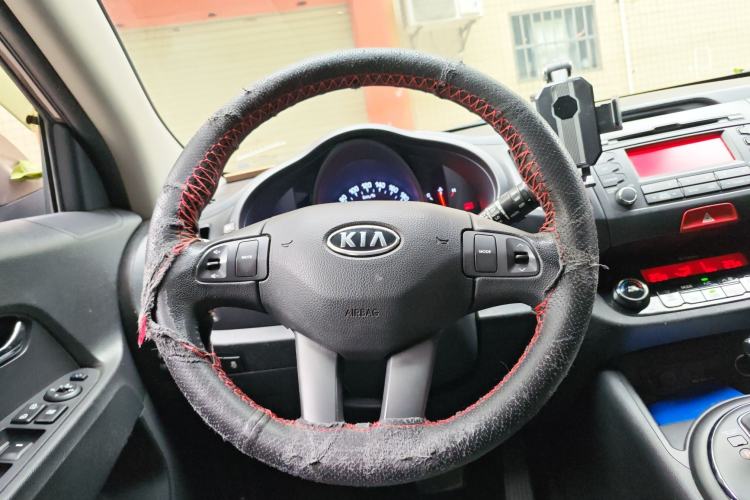 Used Kia Sportage R 2011 2.0L Automatic Two-Wheel Drive Premium Edition Steering Wheel