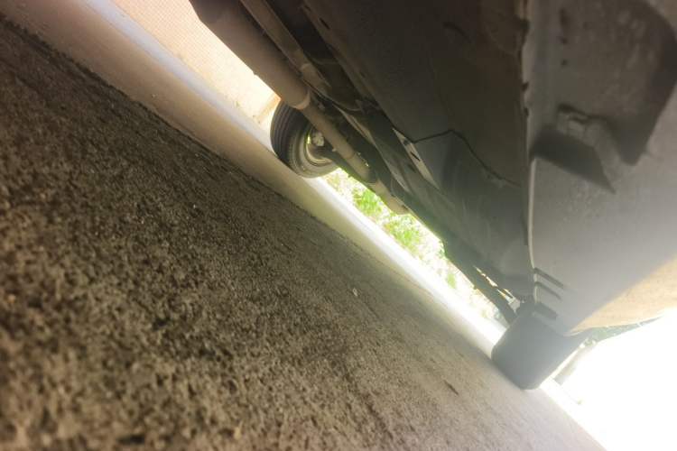 Used Kia Sportage R 2011 2.0L Automatic Two-Wheel Drive GL Chassis Front Left