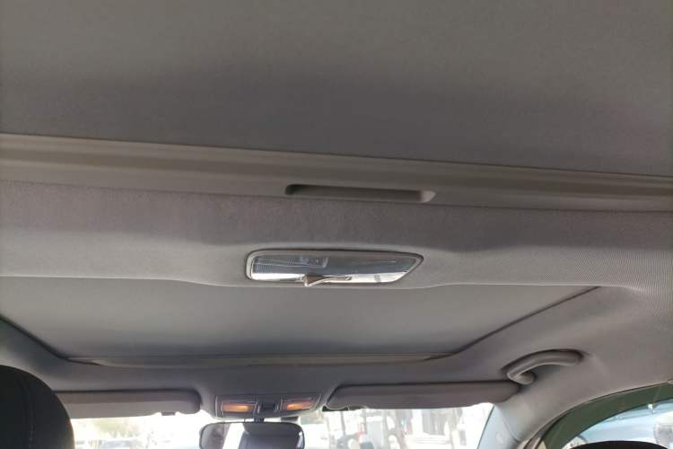 Used Kia Sportage R 2011 2.0L Automatic 4x4 GLS Headliner