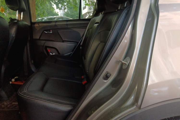 Used Kia Sportage R 2011 2.0L Automatic Two-Wheel Drive Premium Edition Left Rear Seat
