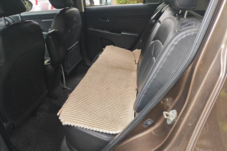 Used Kia Sportage R 2011 2.0L Automatic Two-Wheel Drive Premium Edition Left Rear Seat