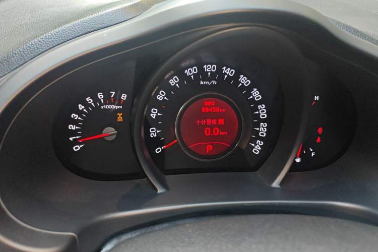 Used Kia Sportage R 2011 2.4L Automatic 4x4 Premium Edition Odometer Close Up