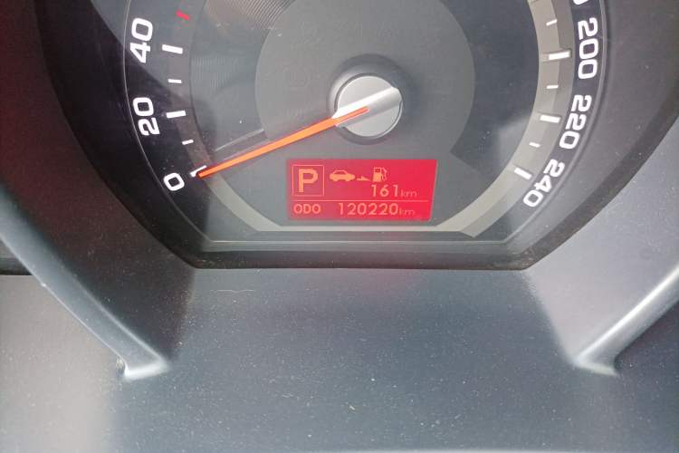 Used Kia Sportage R 2011 2.0L Automatic 4x4 GLS Odometer Close Up