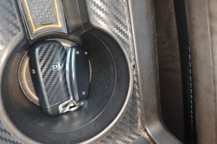 Used Kia Sportage R 2011 2.4L Automatic 4x4 Premium Edition Vehicle Key