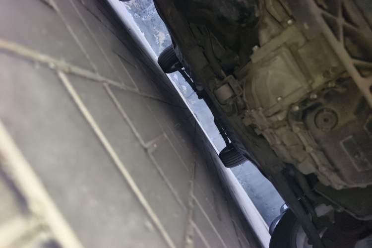 Used Kia Sportage R 2011 2.0L Automatic Two-Wheel Drive GLS Chassis Front