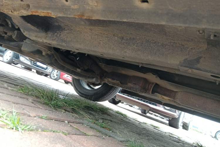 Used Kia Sportage R 2011 2.0L Automatic Two-Wheel Drive GL Chassis Front Left
