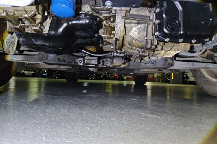 Used Kia Sportage R 2011 2.0L Automatic Two-Wheel Drive GLS Chassis Front