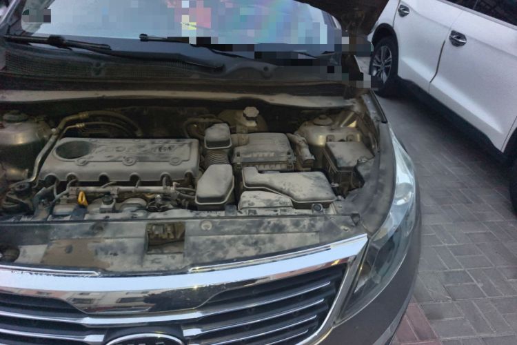 Used Kia Sportage R 2011 2.0L Automatic Two-Wheel Drive GLS Engine Bay Left