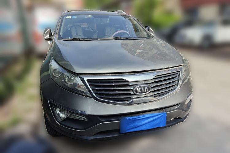 Used Kia Sportage R 2011 2.0L Automatic Two-Wheel Drive Premium Edition Front Right 45 Deg
